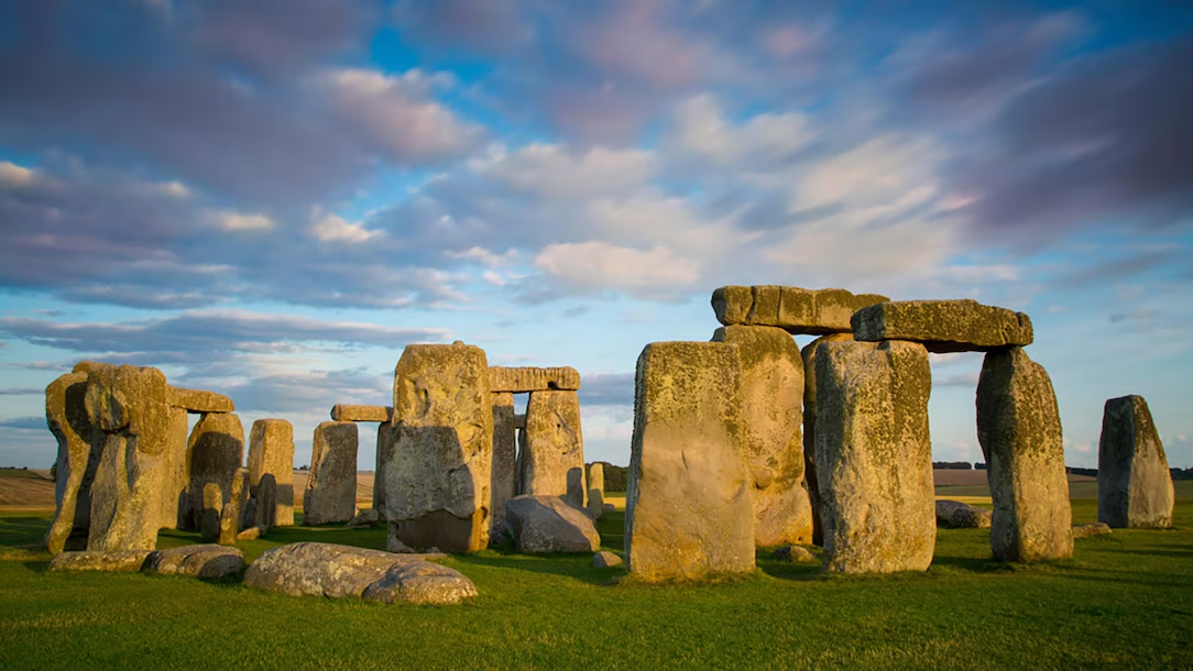 Register a .uk domain in 2 steps Register a .uk domain in 2 steps